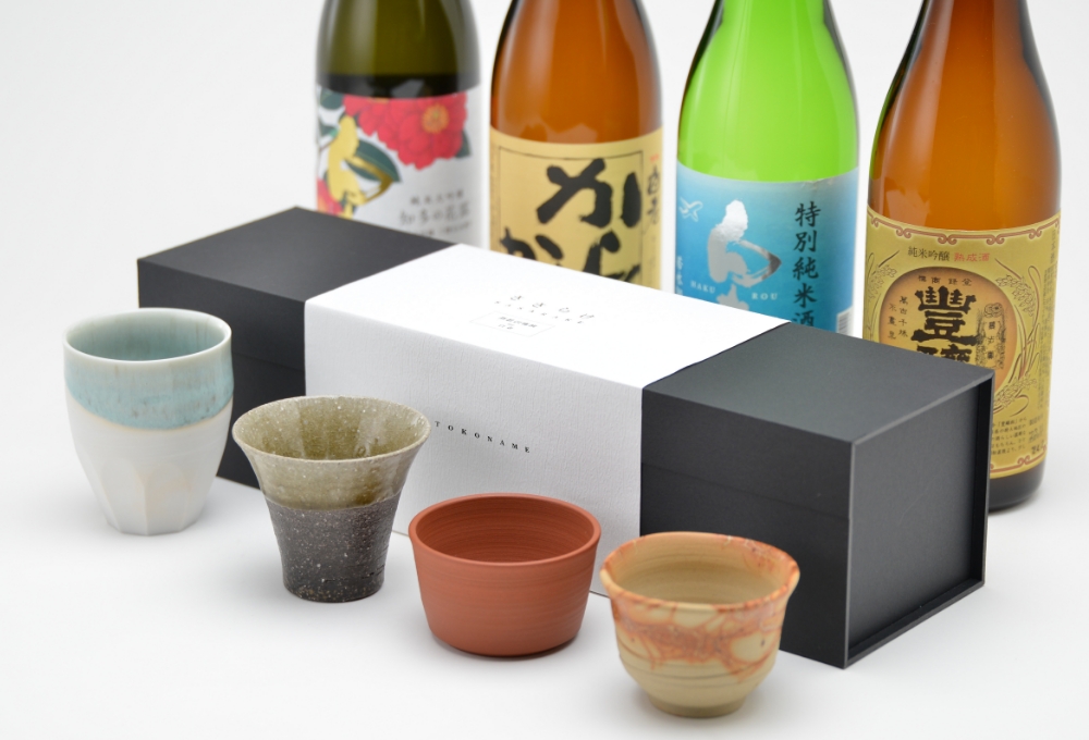 常滑焼作家作品「ぐい呑」４種×日本酒「白老」4種
        の詰め合わせ